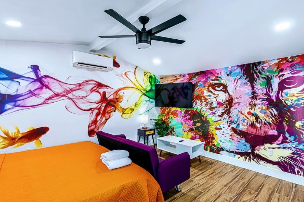 Phoenix Retreat - Studio With King Bed - 10 Min From Airp - Unit C エクステリア 写真